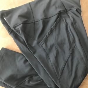Lululemon Crop 23" Black
